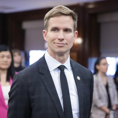 Erik Bottcher files to run for Congress