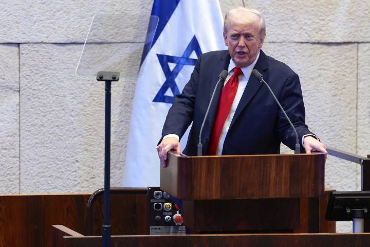 Acuerdo de alto el fuego en Gaza es un "triunfo increíble para Israel", dice Trump ante el Parlamento israelí