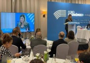 La presidenta de Cantabria abre el curso del Foro Económico de El Diario Montañés