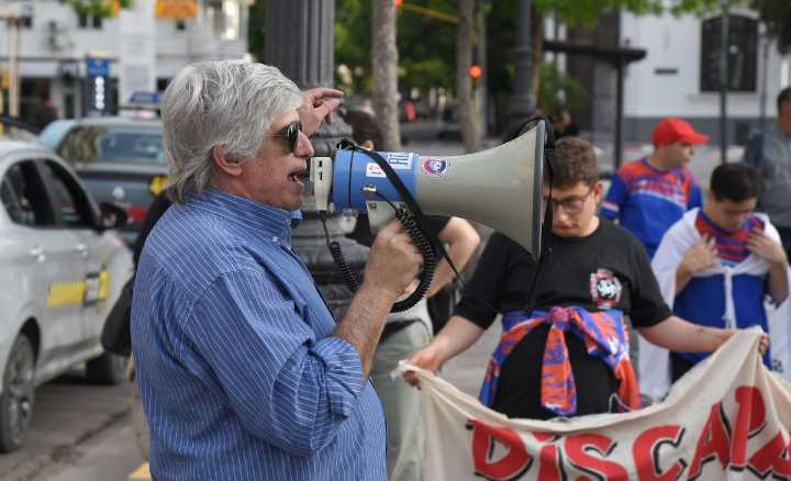 El 70 % de la docencia universitaria está por debajo de la línea de pobreza