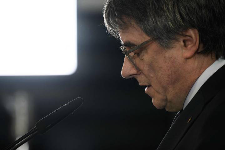 Puigdemont decide pasarse a la "oposición" y romper acuerdo con Sánchez