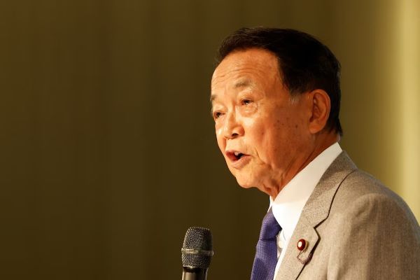 Japan: Takaichi Appoints Former Premier Aso As Party Deputy