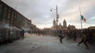 Bloque negro descontrola marcha de 2 de Octubre con destrozos y enfrentamientos