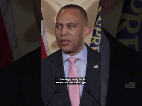 'They want to keep the government closed': Democratic leader Hakeem Jeffries on GOP during shutdown