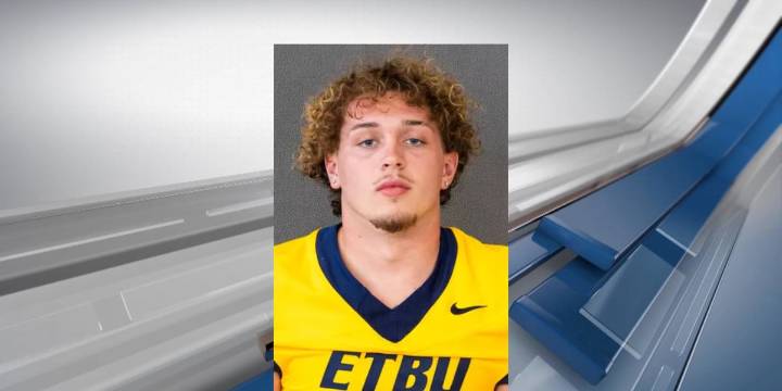 Alto’s Davis scores in ETBU loss to Mary Hardin