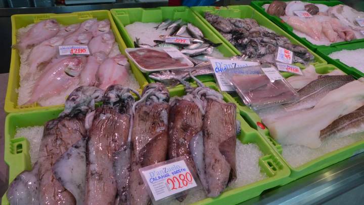D'Anzuelo y su arte para vender pescado fresco en Huelva desde Zaragoza