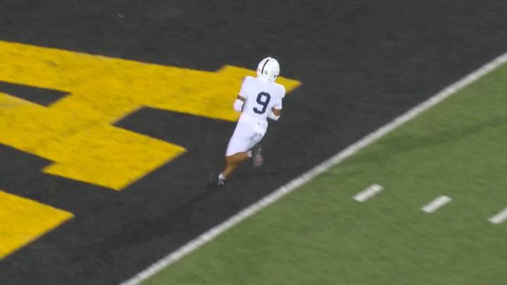 Elliott Washington II scores on Penn State blocked field goal vs. Iowa
