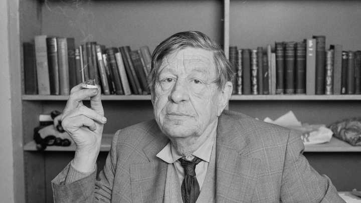 Descubren un centenar de cartas inéditas del escritor W. H. Auden a un amante austríaco