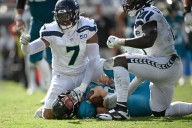 Seahawks rediscover their pass rush as they remain unbeaten on the road