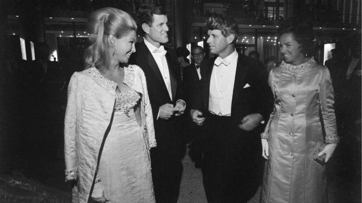 Joan Kennedy, Who Married Into a Political Dynasty, Dies at 89