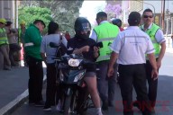 Cascos no homologados y escapes ruidosos: las principales infracciones en Paraná