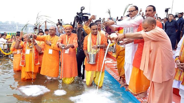 UP CM Yogi Adityanath Attends Grand Chhath Puja Event On Gomti Ghat In Lucknow