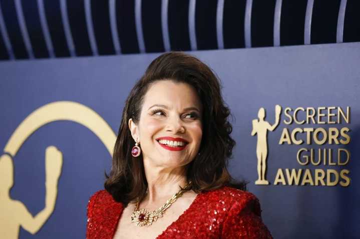 Fran Drescher recibe una estrella en Hollywood arropada por el elenco de ‘The Nanny’