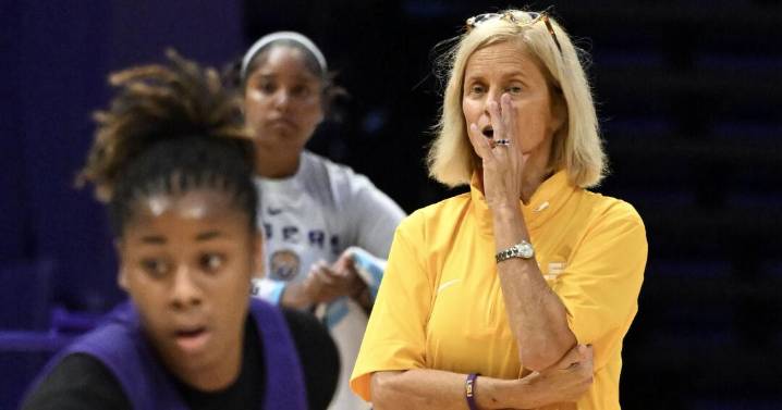 Who's running point for the LSU women? Why Kim Mulkey has more options than you think.