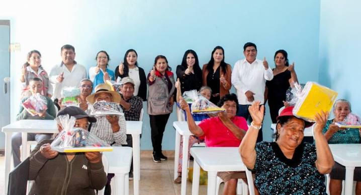 Ica: inauguran taller de alfabetización para adultos mayores en Tate