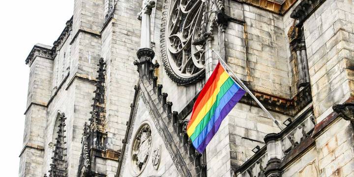 ‘Gayborhood’ church challenges Abbott: Rainbow steps replace banned LGBTQ crosswalks