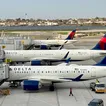 2 Delta planes collide while taxiing at LaGuardia Airport, injuring flight attendant