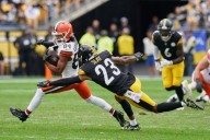 Steelers lead Browns heading into the fourth quarter