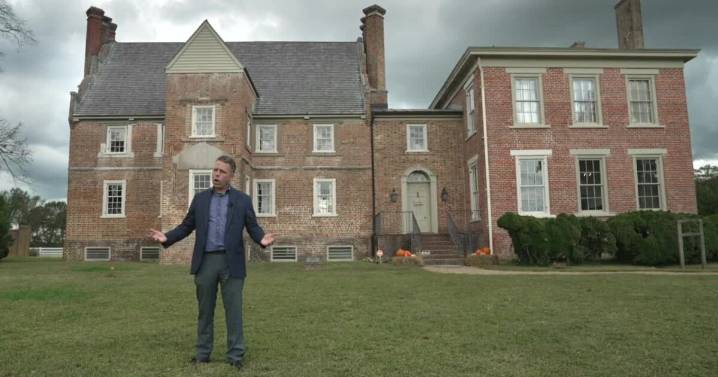 Virginia is home to Bacon's Castle, North America's oldest brick dwelling