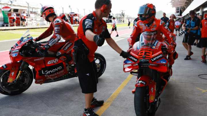 El Pecco más tocado se rinde a Márquez: "Estaba preocupado... pero sólo puedes aprender"