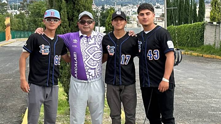 Viajan tlaxcaltecas a EE. UU. y República Dominicana en busca del profesionalismo