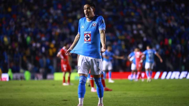 Uriel Antuna y lo que perdió tras salir de Cruz Azul
