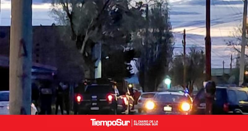 Investigaciones Allanamientos de la DDI en Río Gallegos por ola de robos a mano armada
