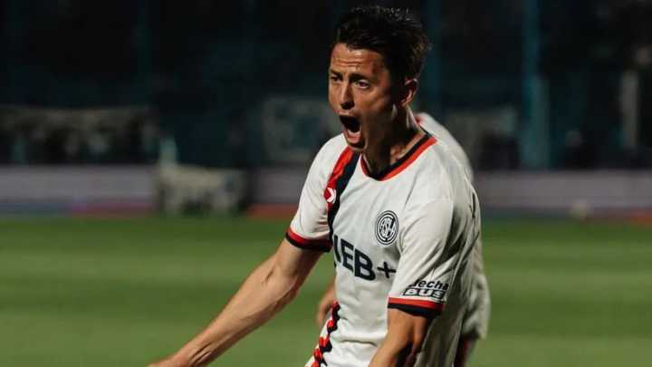 San Lorenzo se lo dio vuelta a Atlético Tucumán y está en puestos de Sudamericana