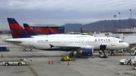 Dos aviones de Delta chocan suavemente en el aeropuerto LaGuardia de NYC: qué se sabe