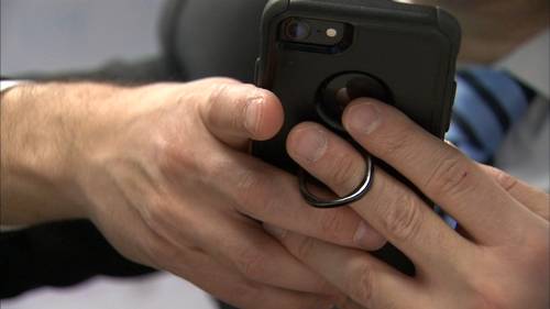 Quick Tip: How to avoid using risky passwords, which ones are most common and easy to hack