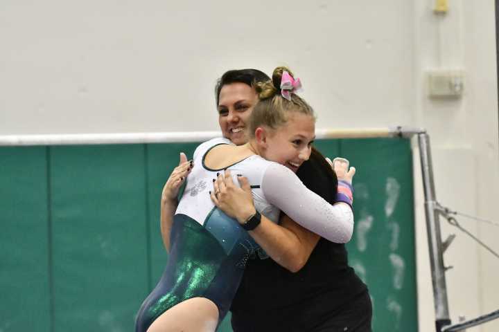 Behind Evie Saunders, Niwot gymnastics posts best 4A score of the season