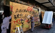 Exigen indemnización comerciantes del Centro Histórico al GCDMX tras marcha del 02 de octubre