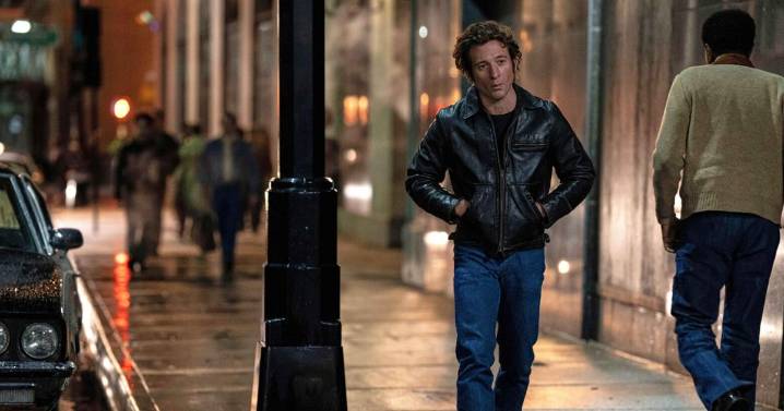Movie Review: Jeremy Allen White is a tortured Boss in 'Springsteen: Deliver Me From Nowhere'