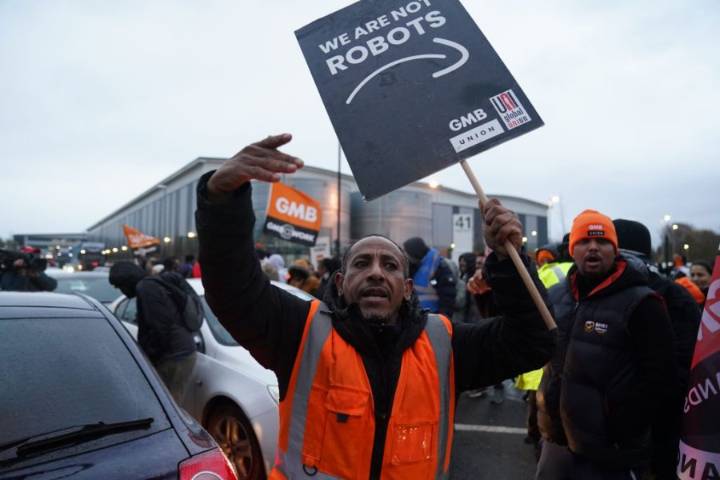 Organizing Amazon Should Be a Priority for Labor Globally