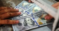 Una de las billeteras virtuales suspendió la venta de dólar oficial y generó tensión con el Banco Central
