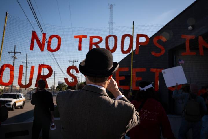ICE in Chicago: Protesters expected in Broadview after ruling