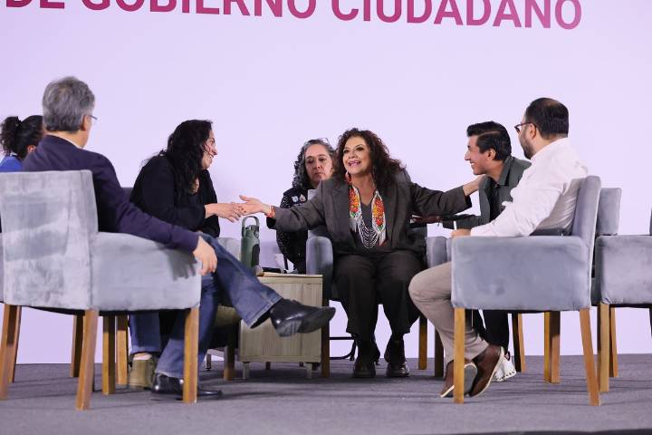 Brugada ofrece construir espacios deportivos para personas con discapacidad en CdMx