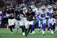 Patriots add running back depth with Antonio Gibson out