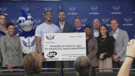 Battlehawks' Travis Feeney gives back to United Way