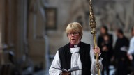 Sarah Mullally, nueva arzobispa de Canterbury, se convierte en la primera mujer en liderar la Iglesia anglicana