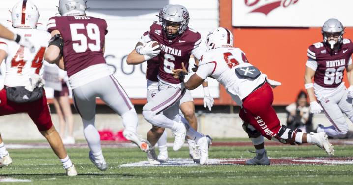 Photos: Montana builds lead, finishes off Sacred Heart for 43