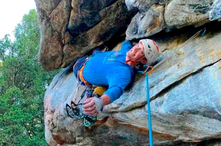 Escalador Balin Miller muere tras caída en El Capitán mientras transmitía en vivo su ascenso en Estados Unidos