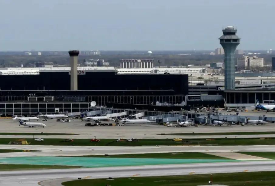 Retrasos en vuelos en los principales aeropuertos de EE.UU. por el cierre del Gobierno