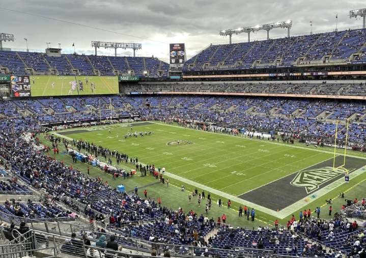 Ravens suffer fourth straight loss in 17-3 final to Rams, dropping to 1