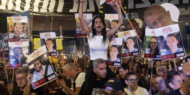 La liberación de rehenes de Hamas comenzaría el lunes por la mañana: Israel finalizó los preparativos para recibirlos en Gaza