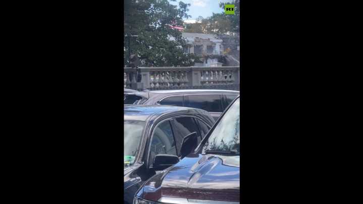 VIDEO, FOTO: Partes de la Casa Blanca son demolidas por un plan de Trump