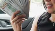 Watch scammer try to steal thousands from CNN reporter