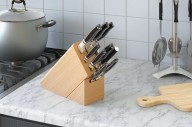 Minimalists Agree: These 7 Things Don’t Belong on Your Kitchen Counter