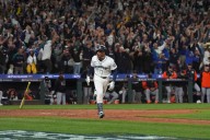 Polanco hits winning single in the 15th inning as the Mariners beat the Tigers to advance to ALCS