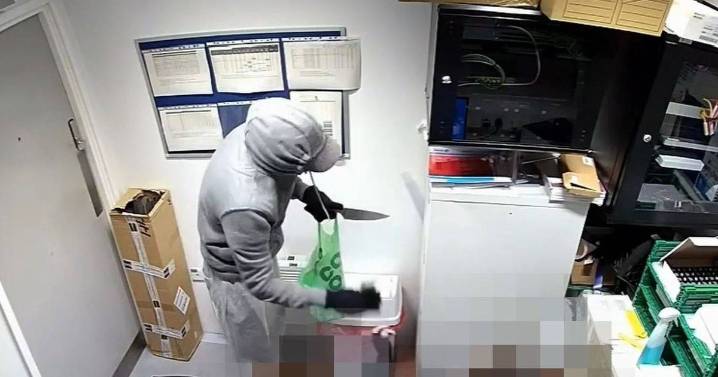 Moment knife wielding chef's crime spree all came crashing down at work